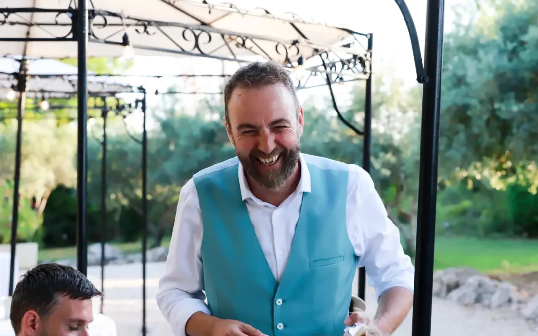 Une animation magique pour votre cocktail de mariage à Aubagne, en Provence.